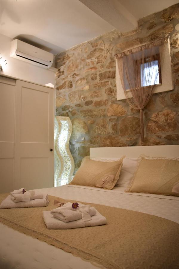 Apartments Bepina- 5 Mins From The Center Split Exterior photo